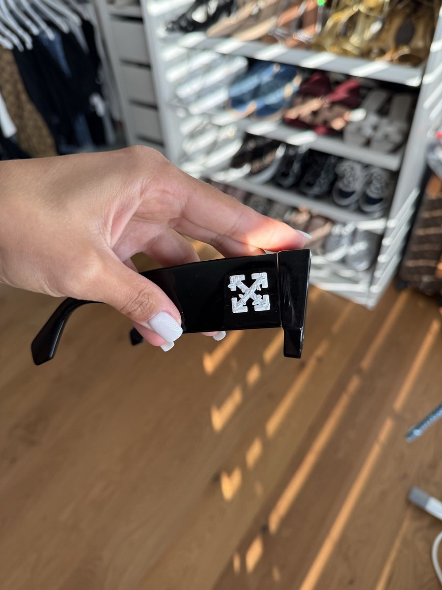 Off-White Lunettes & Verres: Off white Brille – Neuf (Voir description) à Mellingen par eli_7hdx 3