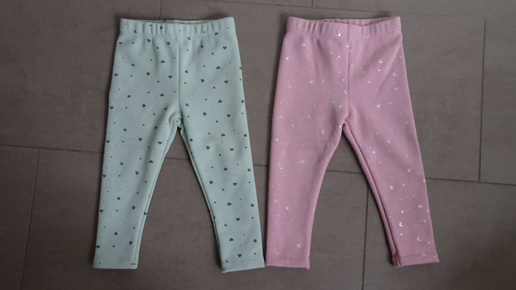 Lotti & Set di vestiti: Mädchenkleider Grösse 86 neu – Nuovo (secondo la descrizione) da Zürich venduto da blaumeisli62 2