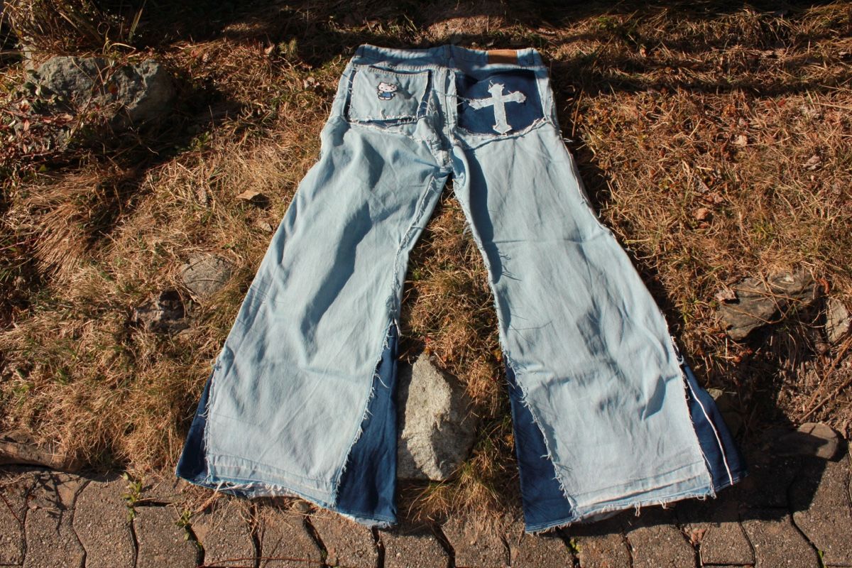 Jeans: Upcycled Reell Jeans – Gebraucht aus Volketswil von 2_of_1_kind_archive