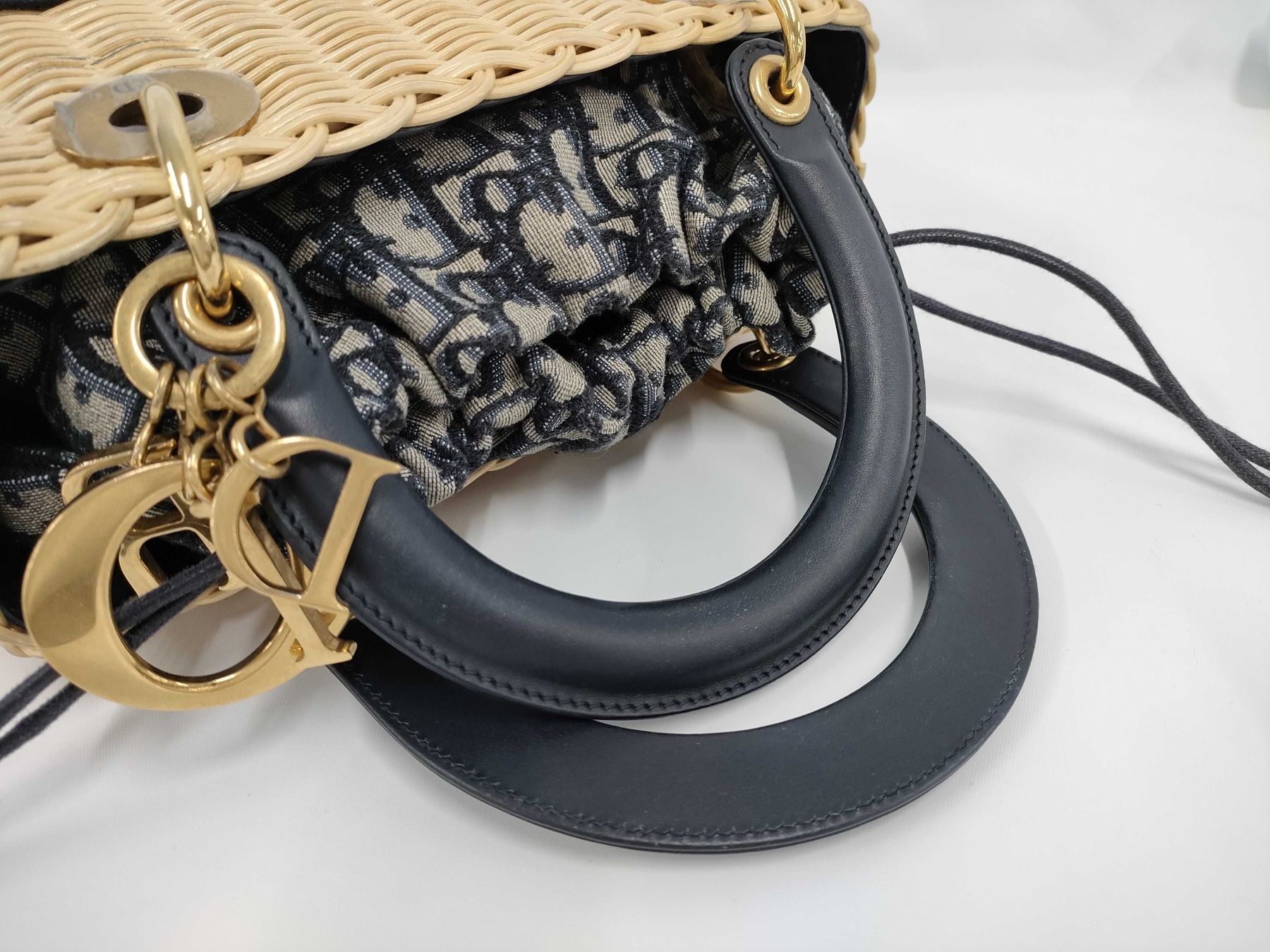 Dior Borse da donna: Lady Dior Special Edition – Usato da St. Gallen venduto da Love_Luxury 5