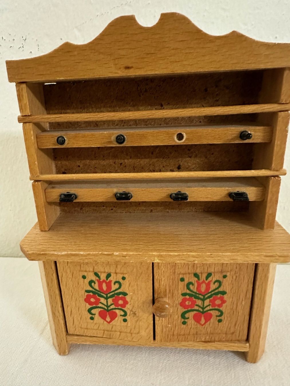 Case e mobili per bambole: PUPPEN-SCHRANK – Usato da Ostermundigen venduto da wini63 2