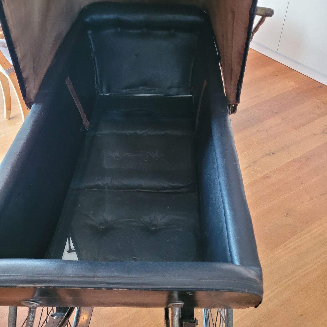 Carrozzine: Alter Kinderwagen – Usato da Niederbüren venduto da BlackLady06 2