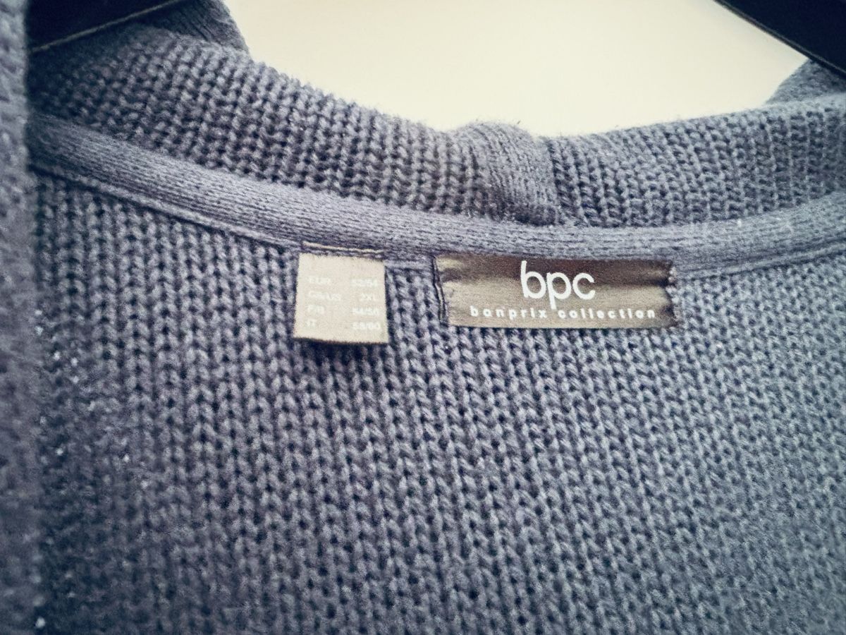 Jacken: Strickjacke 48-54 blau => Ab 7.- – Gebraucht aus Basel von Seele7 2