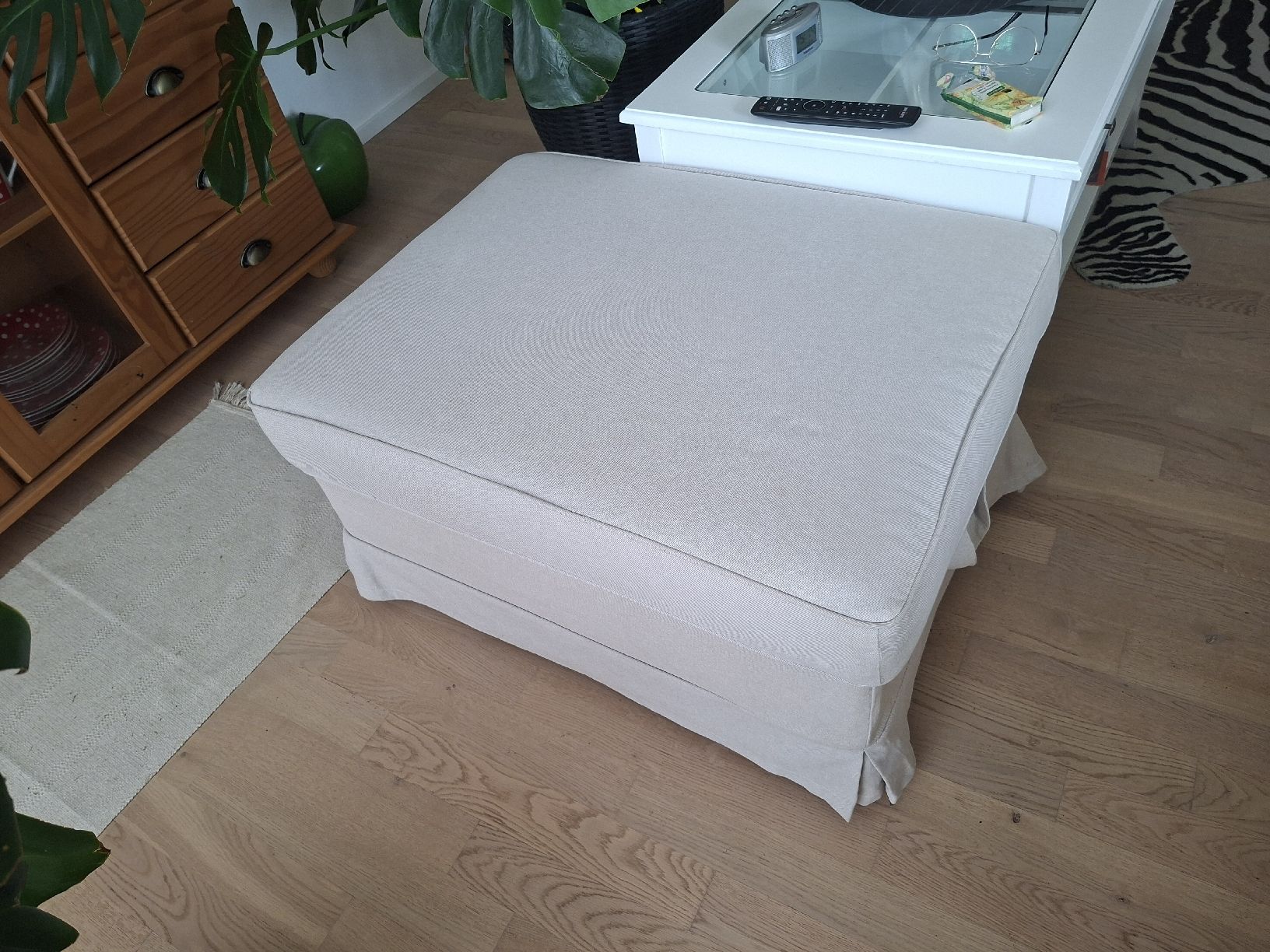 Sofas: Sofa mit Hocker beige – Gebraucht aus Grünen von Maikel 1