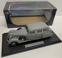 MERCEDES BENZ 770K GREY 1938 SIGNATURE MODELS 18129 1/18