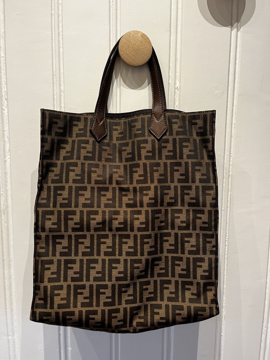 Fendi Taschen für Damen: Fendi Zucca Shopper – Gebraucht aus Schaffhausen von ys6_qtc9 1