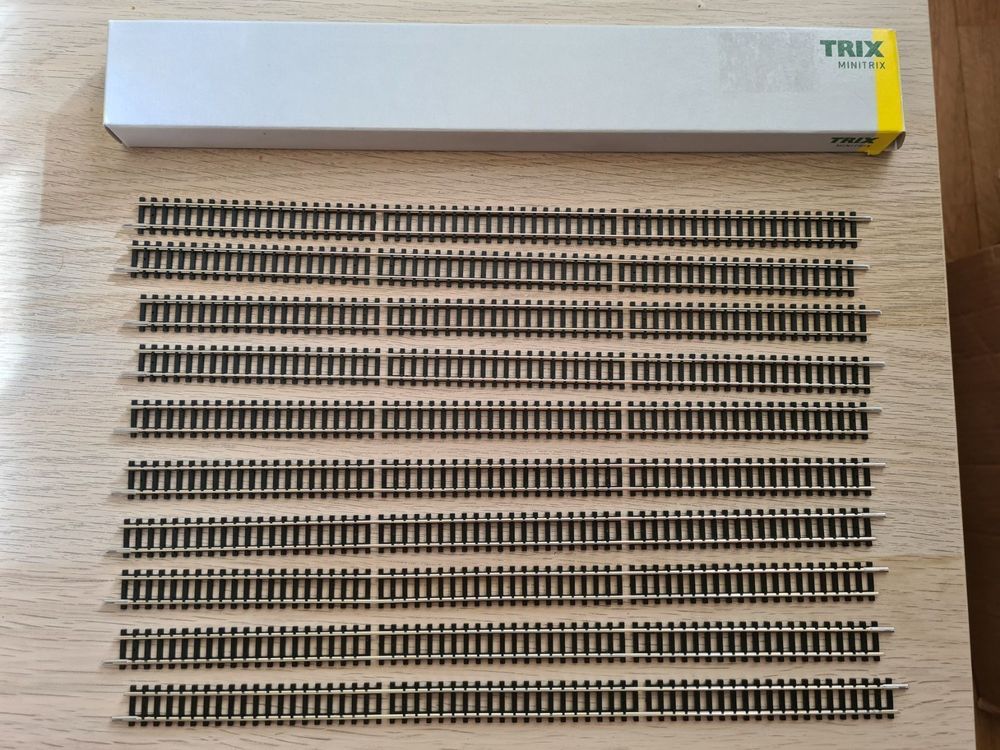 LOCOMOTIVA SPUR N MINITRIX 12933 FERROVIE DELLO Stato Br 103 115-2 - Foto 9