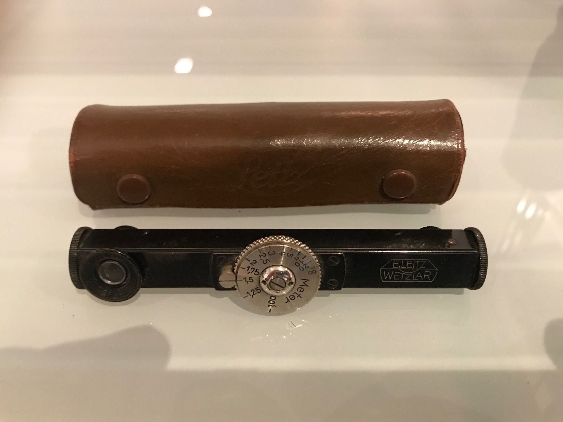 Leitz Fotocamera: Leitz Distanzmesser pour Leica 100% Originale - RARE – Usato da Lausanne venduto da asdyx