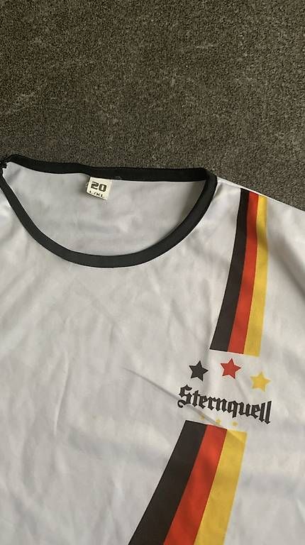 T-shirt: T-Shirt Deutschland – Usato da Hochdorf venduto da suatvid 1