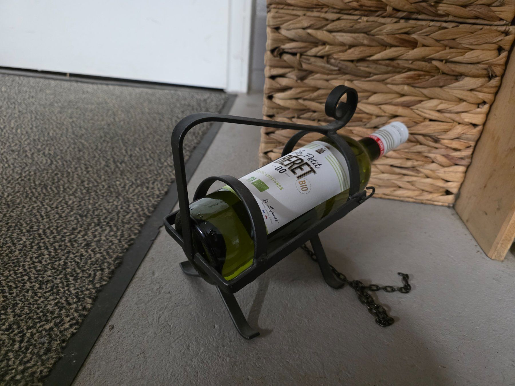 Portabottiglie: Wein Flaschen Halter Metall Ständer – Usato da Walterswil BE venduto da Lonitti 4