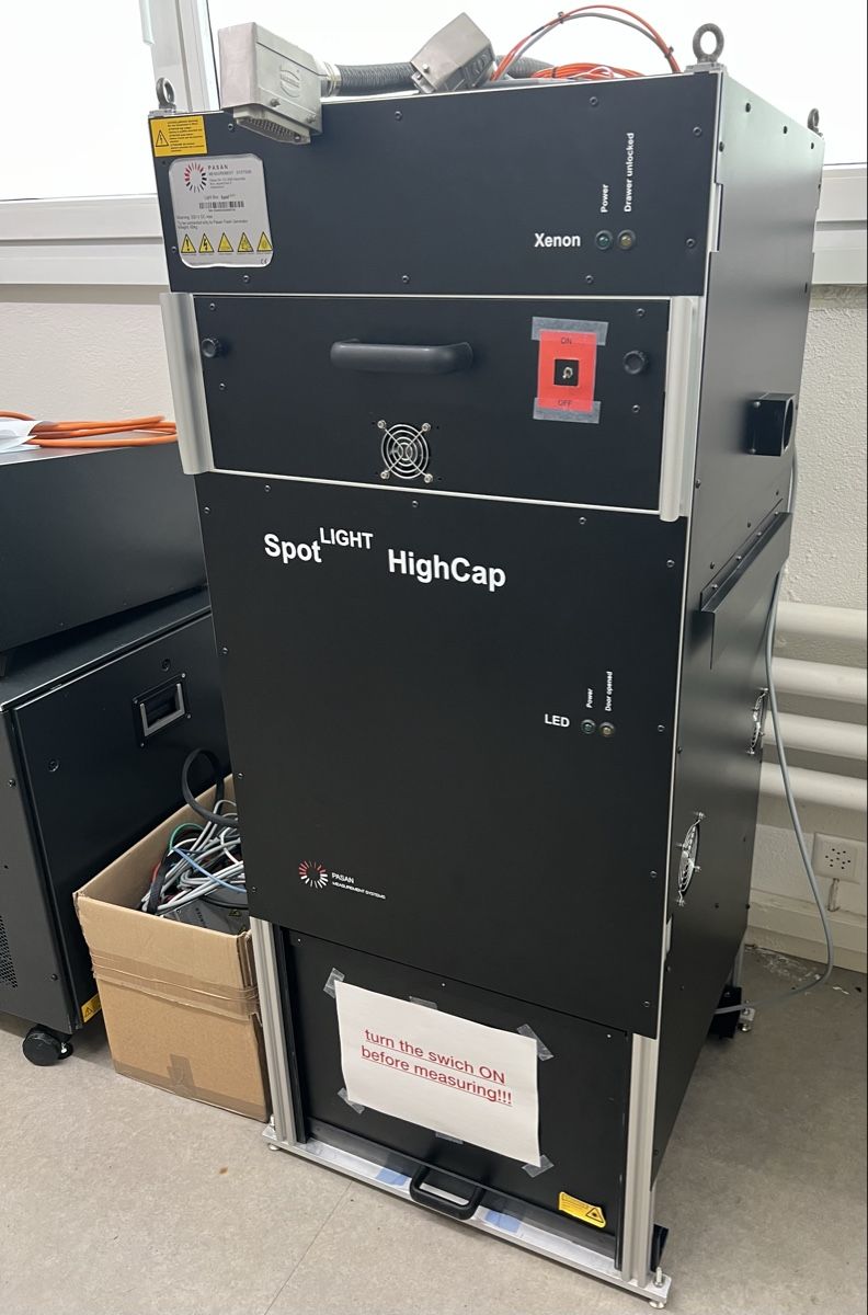 Dispositivi a energia solare: PASAN SpotLIGHT HighCap Solar Cell Flashtes – Usato da Basel venduto da La.Bonne.affaire 3