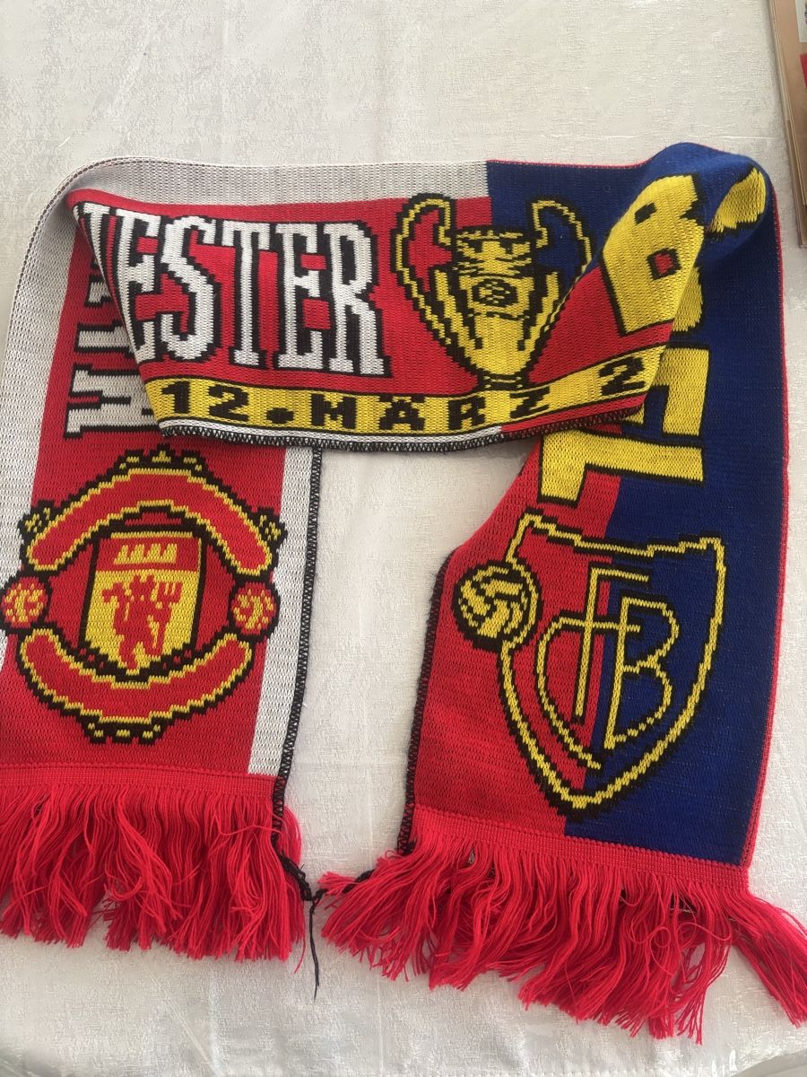 FC Basel Foulard & Sciarpe: FCB Schal warm Basel - Manchester – Usato da Brislach venduto da mercedesmmm17
