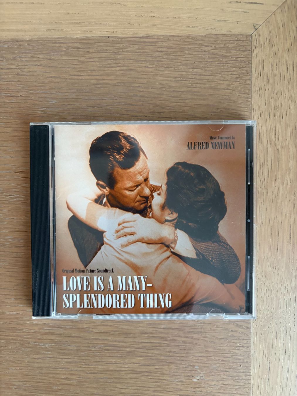 CD: CD LOVE IS A MANY SPLENDORED THING PAR ALFRED NEWMAN – Usato da Geneve venduto da tigre69
