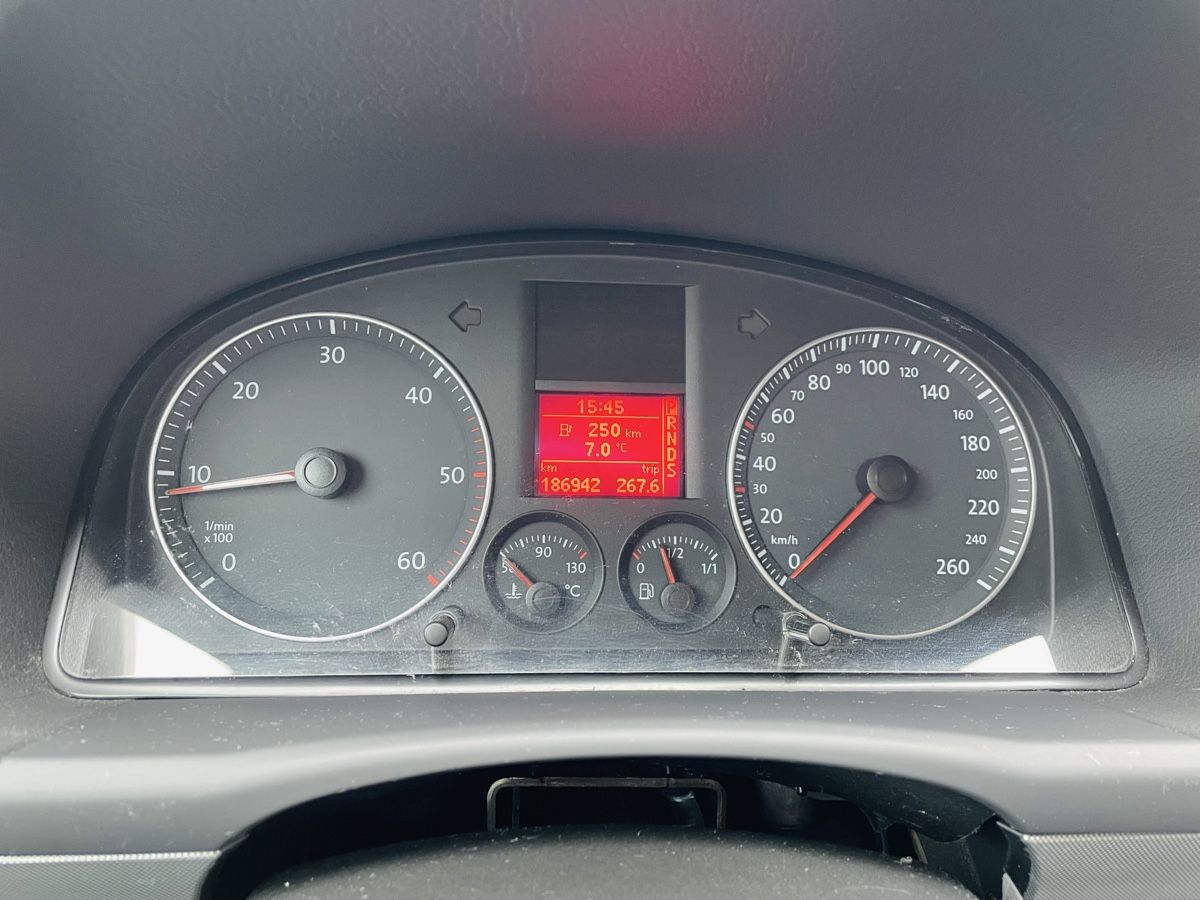 VW Automobili: VW Touran 1,9 TDI – Usato da Niedergösgen venduto da misterio02 6