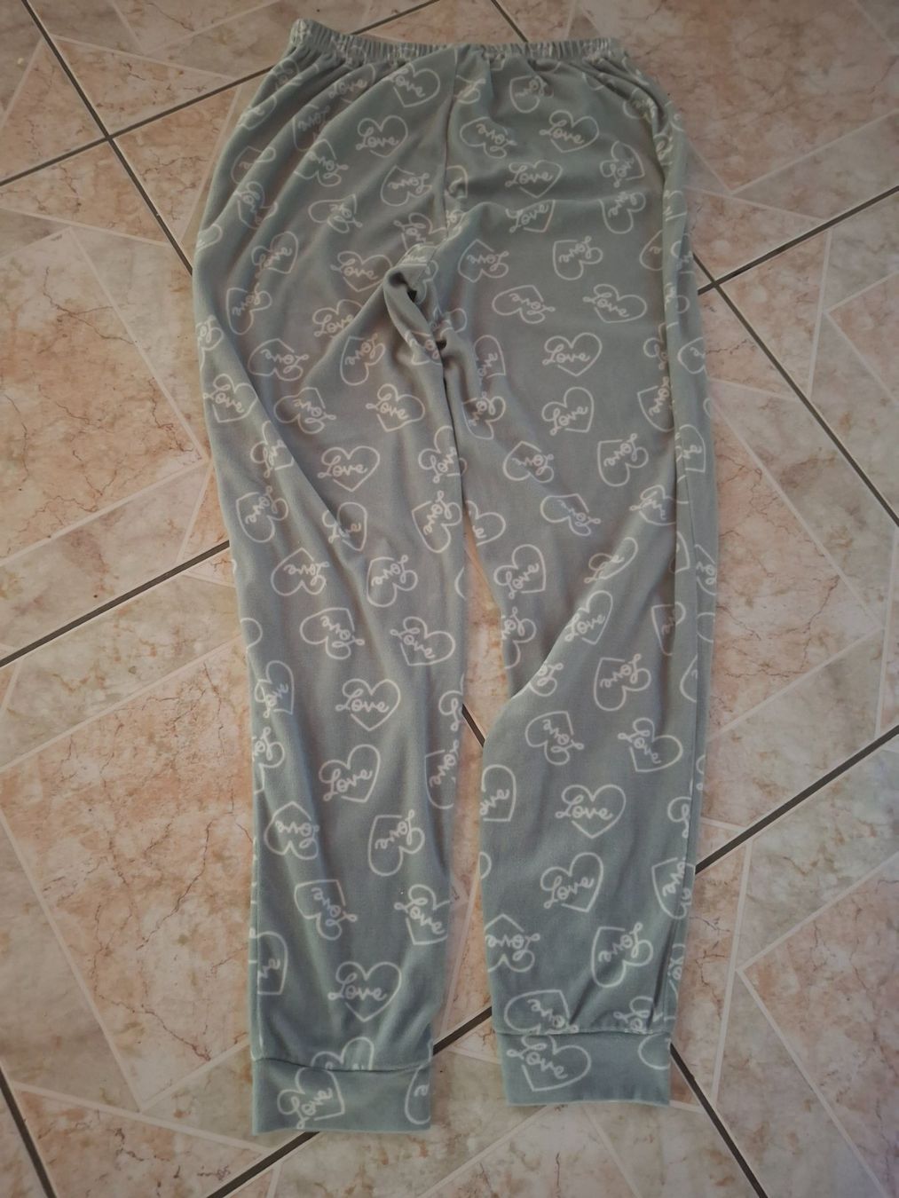 Negligees & Pyjamas: Tenue d intérieur 2 pièces taille S Chicorée matière douce – Gebraucht aus Villiers von san_jn5w 6