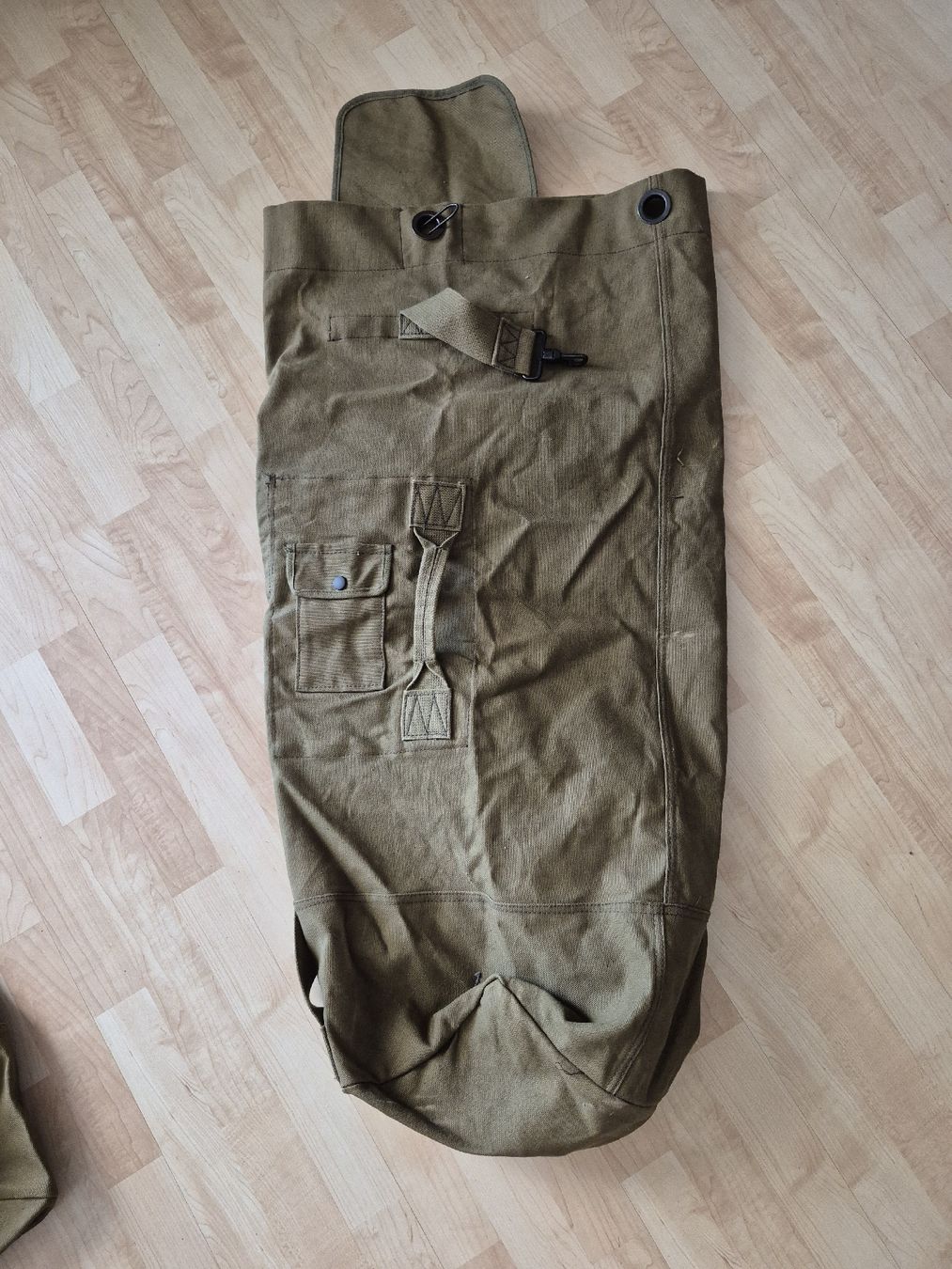 Rucksäcke: Seesack Militär Tasche Rucksack c – Gebraucht aus Richterswil von bachmann74 1