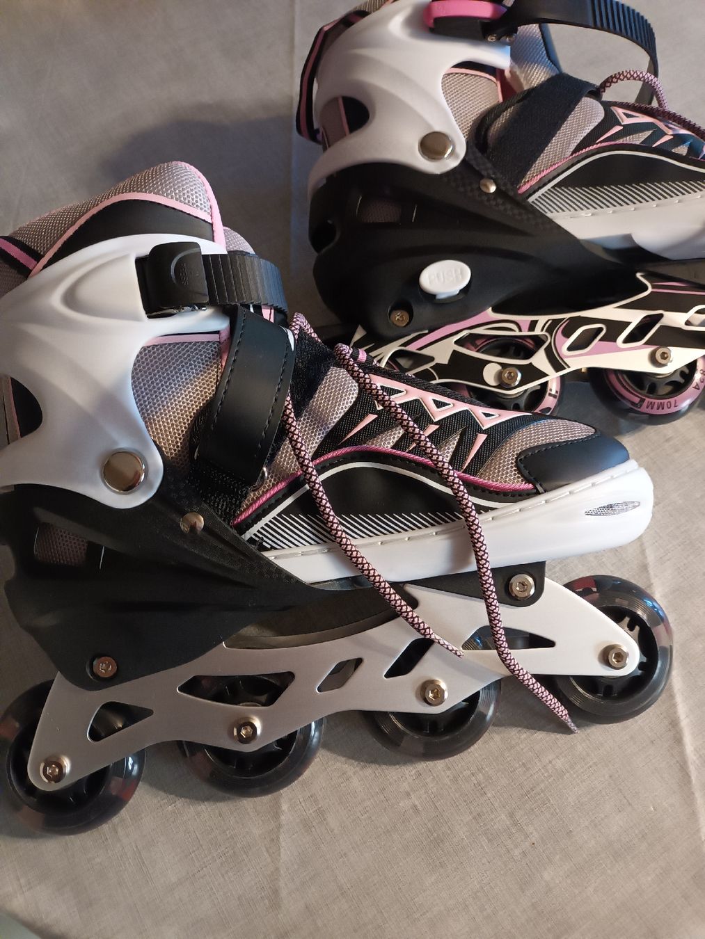 Pattini in linea & Pattini a rotelle: Rollerblades Gr.38-40 nur 1×gefahren. – Usato da Fehren venduto da ech_hk7l 1