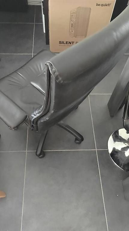 Sedie: Chaise de bureau en cuir – Usato da Chatonnaye venduto da scharf 2