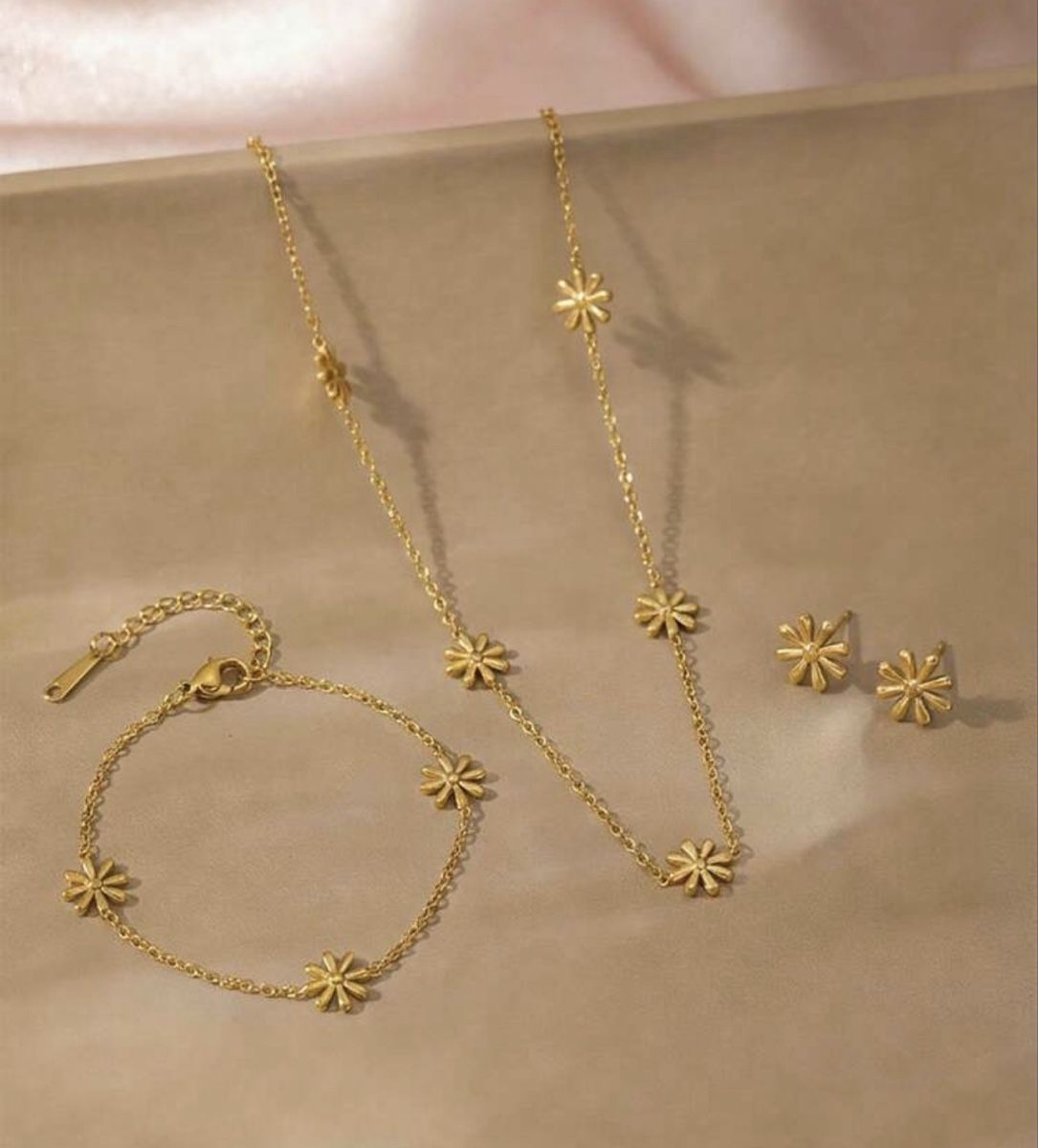 Catenine: Set de bijoux en acier inoxydable – Nuovo e nell'imballaggio originale da Châtel-St-Denis venduto da Montclair_Swiss 1