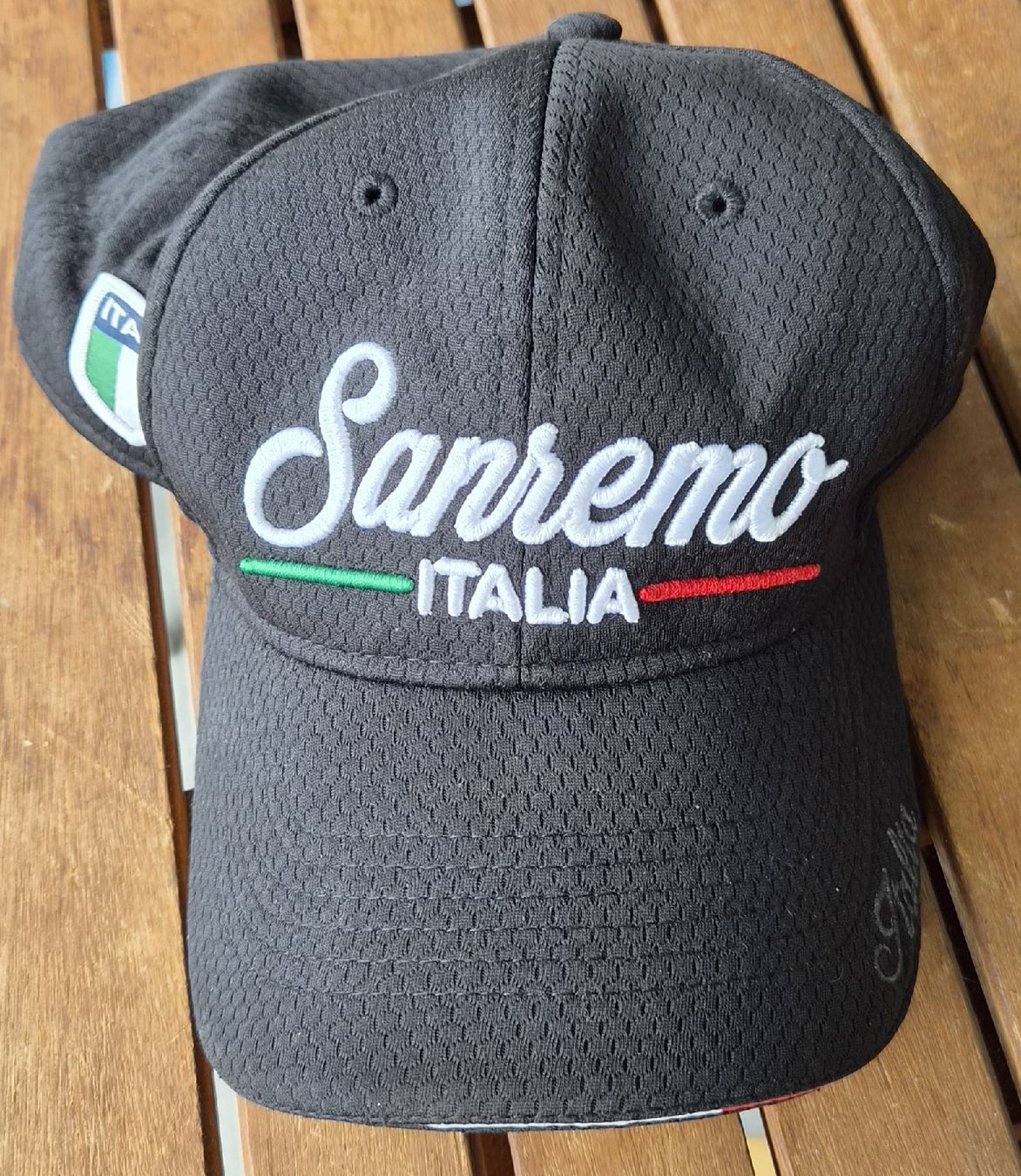 Sonstige Kleidung & Accessoires: San Remo Essencial Cap schwarz – Neu (gemäss Beschreibung) aus Unterseen von rej_lnk9