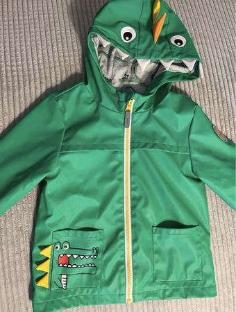 Rain jacket 2/3 yrs