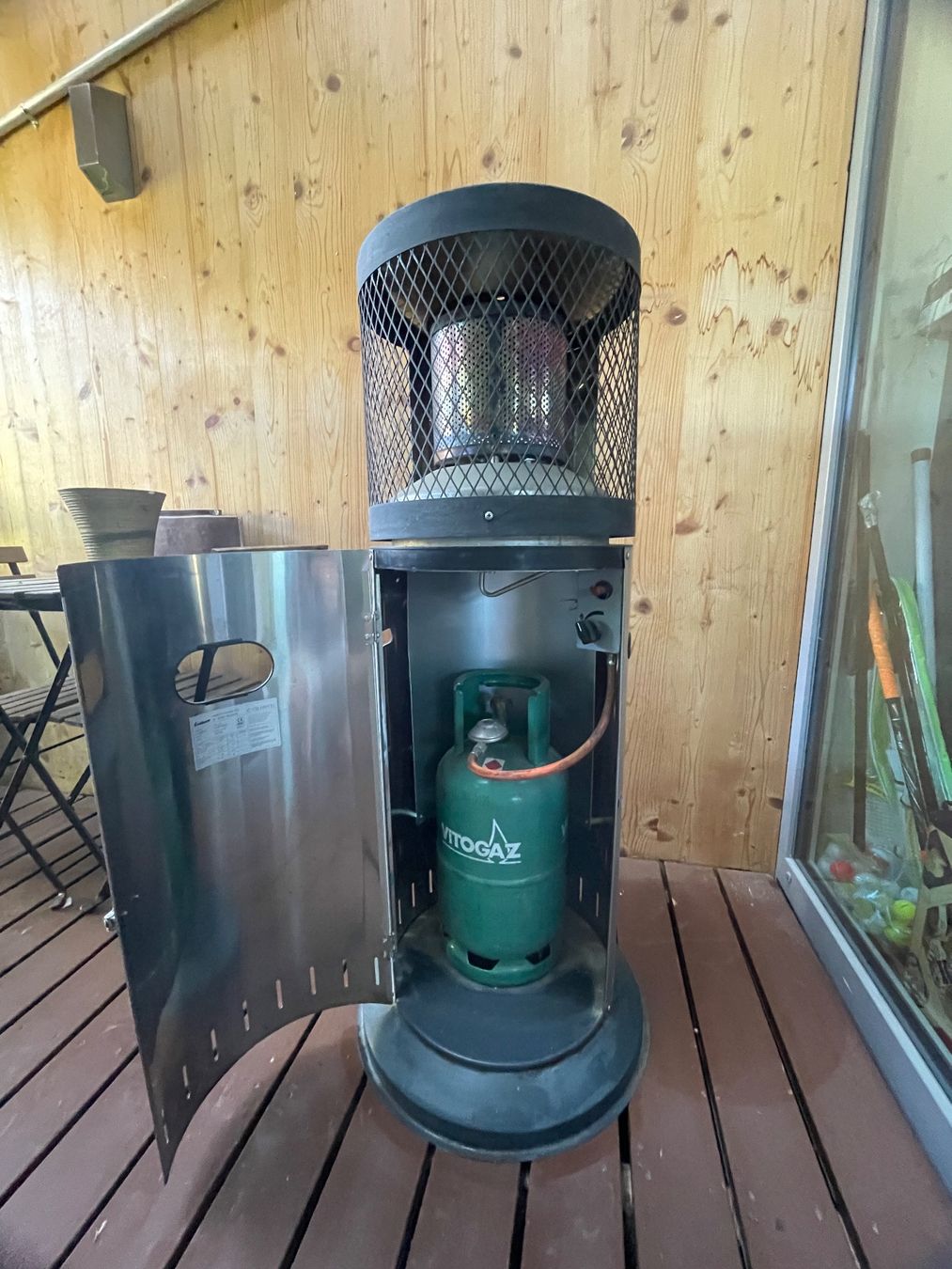 Radiatori: Heizstrahler MIT Gasflasche, Inklusive! – Usato da Hindelbank venduto da Bluey2 2