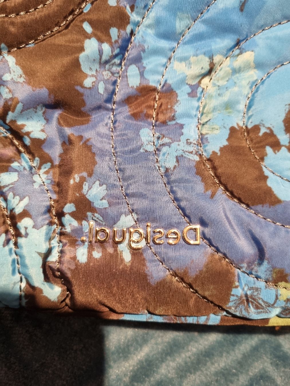Desigual Borse da donna: Desigual Tasche blau gemustert gute Zustand – Nuovo (secondo la descrizione) da Aesch BL venduto da mutti04 2