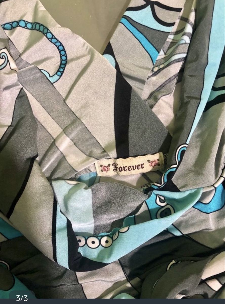 Tuniken: Tunic/shirt blue with abstract pattern size M Forever 21 – Neu (gemäss Beschreibung) aus Kloten von jan_xn8f 2