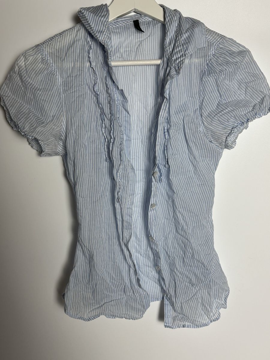 Benetton Camicette: fitted button up shirt – Usato da Leissigen venduto da lamooniade 1