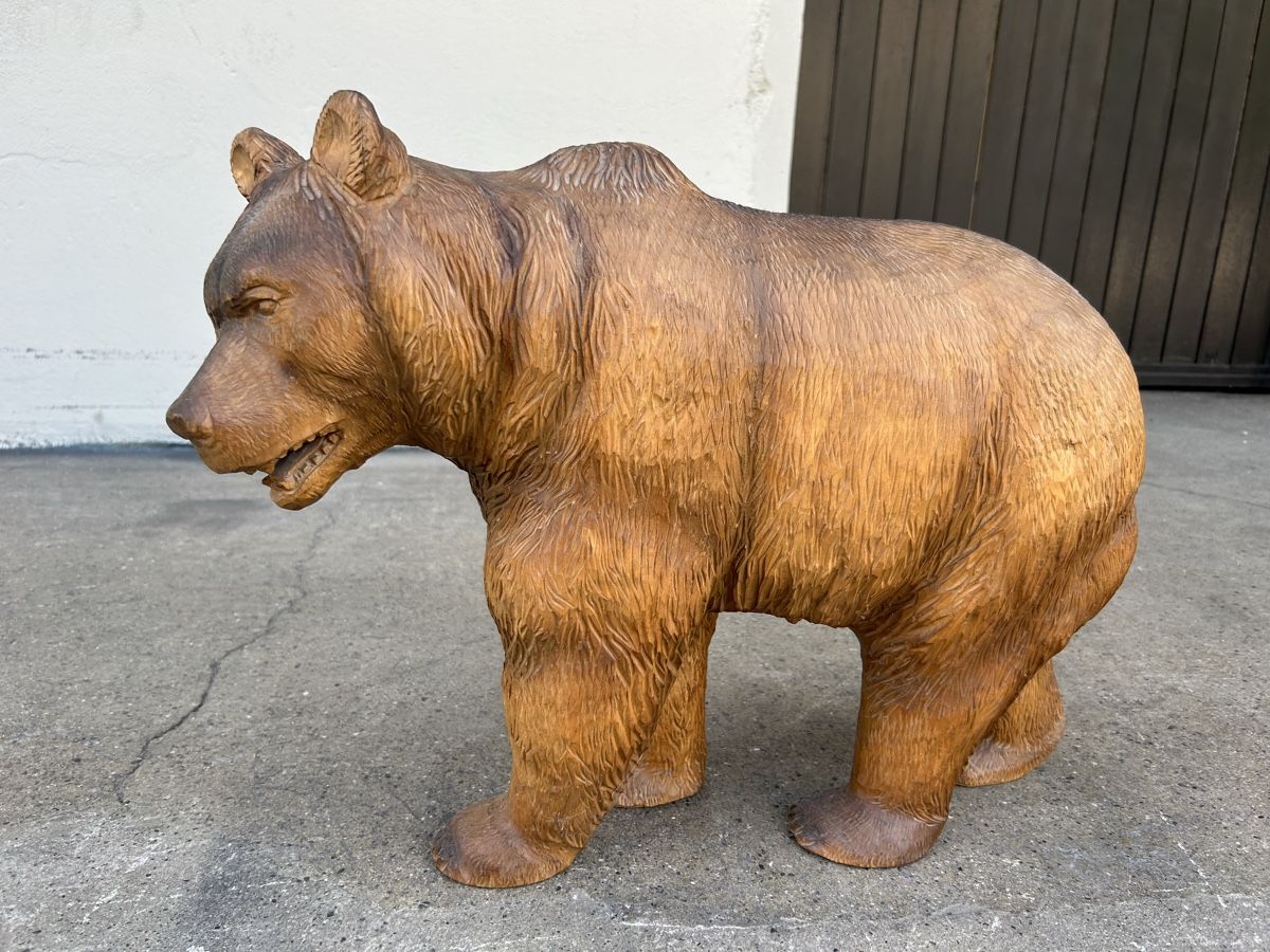 Statuette: Bär, Material unbekannt, Länge 60cm., Höhe 40cm. – Usato da Bern venduto da wal_qv9w 1