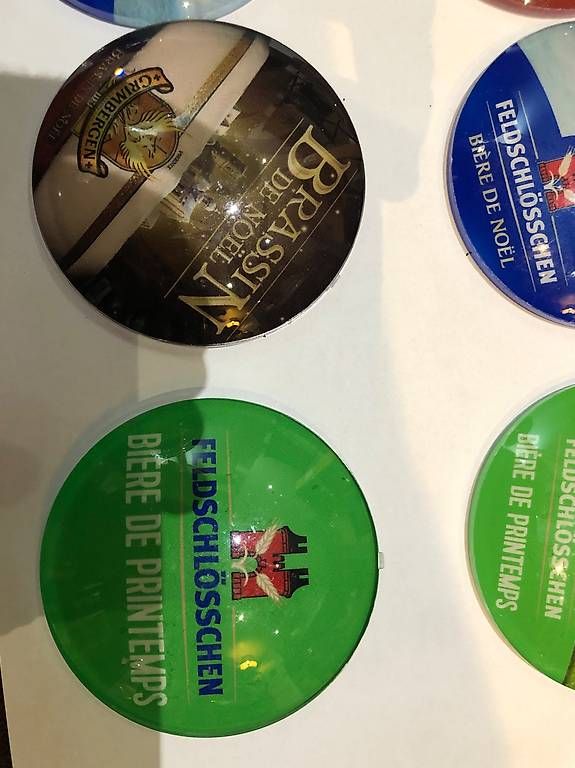 Tutte le macchine: Médaillon tireuse à bière  – Usato da La Chaux-de-Fonds venduto da reg_yw68 1