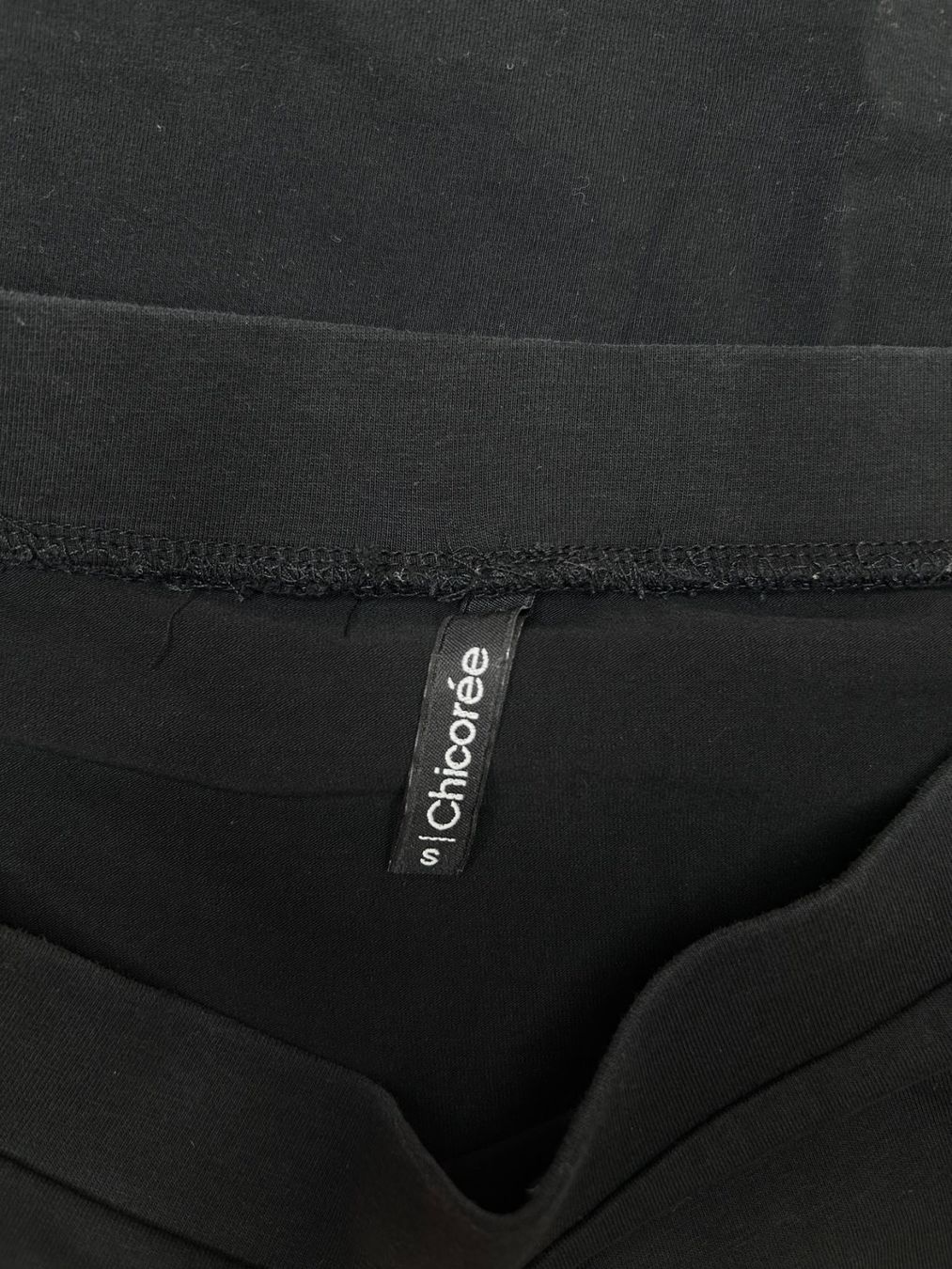 H&M Gonne: Chicorée Bodycon Skirt – Usato da St. Gallen venduto da look-twice 2