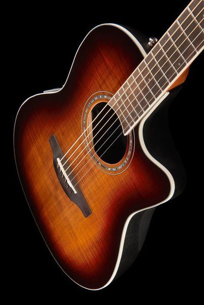 Strumenti musicali: Gitarre Ovation – Usato da Bellmund venduto da Nussmusic 2