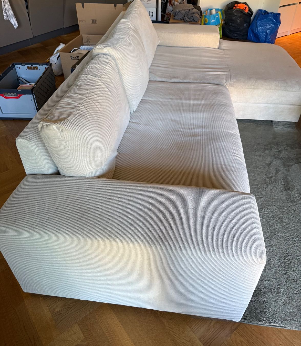 Divani: Ecksofa mit hellbeigem Cord – Usato da Sennhof (Winterthur) venduto da vanessa_n