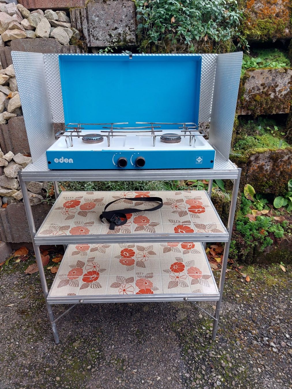 Elettrodomestici da cucina: Rechaud Camping Küche Gasrechaud mit Windschutz – Usato da Kriens venduto da Allerhand5 3