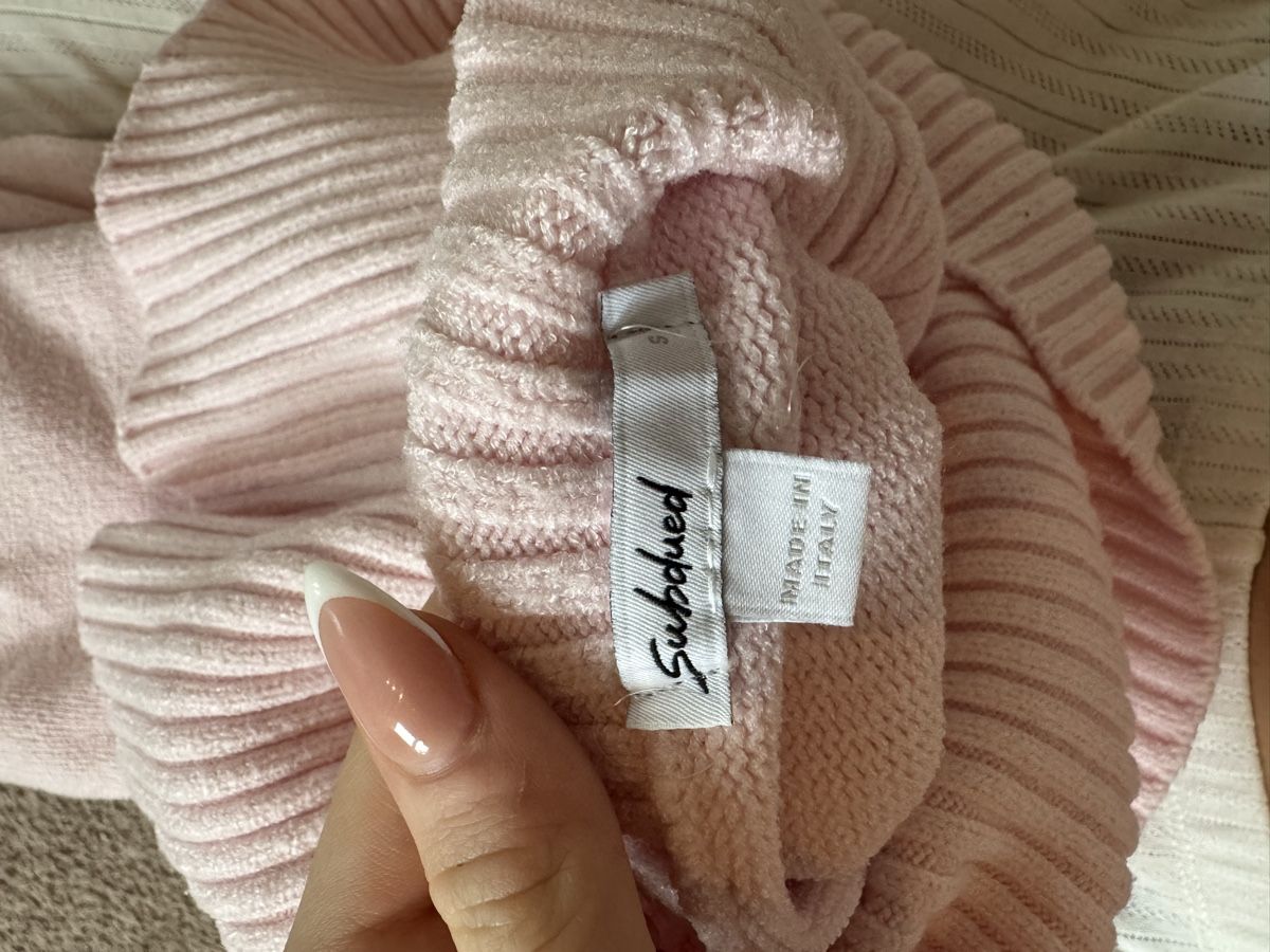 Maglioni & Felpe: Subdued Sweater Rosa – Nuovo (secondo la descrizione) da Frauenfeld venduto da hannamaria29 3