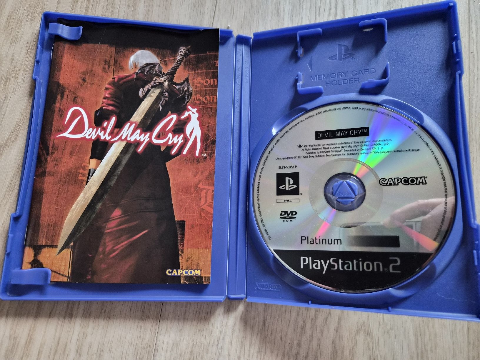Sony Giochi: Jeu Playstation 2 Devil May Cry Platinum occasion – Usato da La Joux FR venduto da car_ck96 1