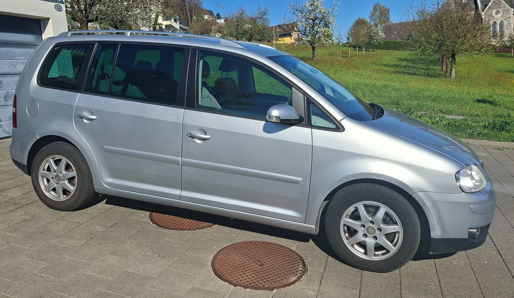 VW Autos: VW Touran 2.0 – Gebraucht aus Egolzwil von Gomez11 1