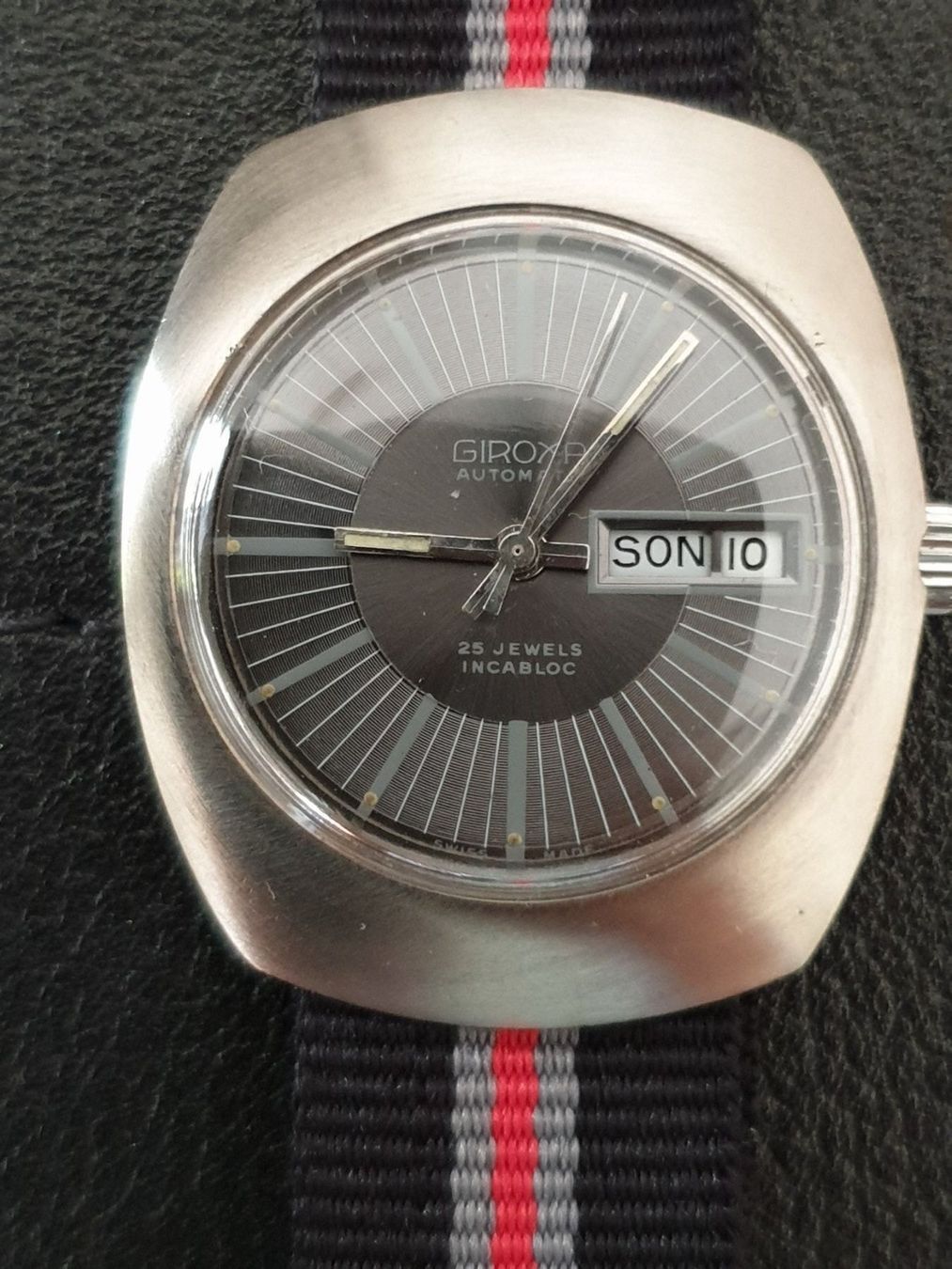 Orologi: Giroxa Automatic 25 Jewels DayDate AZ123 – Usato da Uster venduto da Allezeit