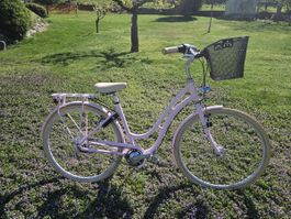 Vélo Cresta Boulevard rose, avec panier et accessoires