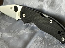 Spyderco Native 5 Fluted Carbonfaser S90V C41CFFP5