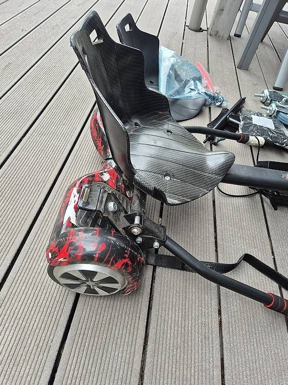 Hoverboard: Hoverboard mit Sitz und Zubehör – Usato da Kloten venduto da sgys 1