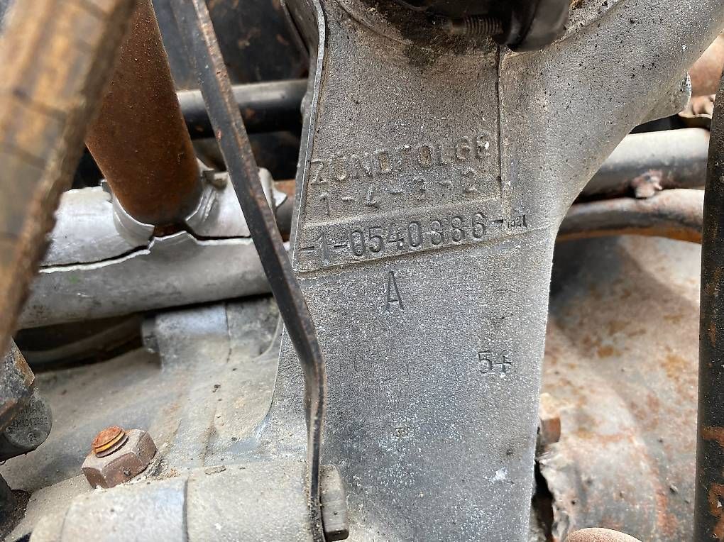Motori: Moteur de bus vw 1954 – Usato da Les Vieux-Prés venduto da PX132 1