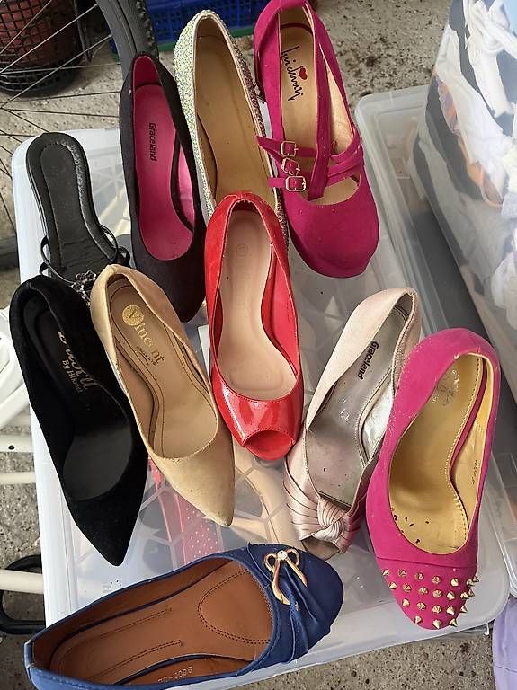 Scarpe da donna: Damenschuhe Gr.37-38 – Usato da Lyss venduto da zul_c67f 2
