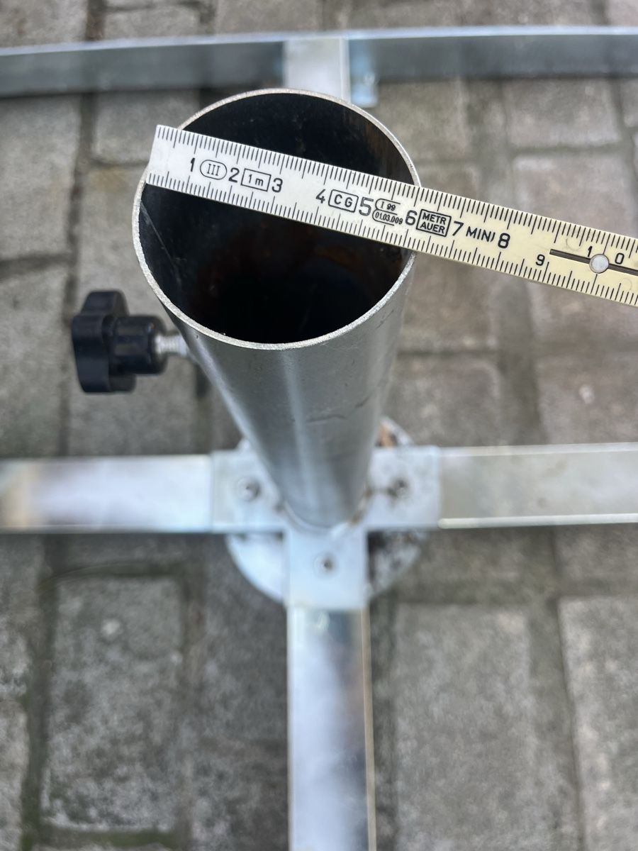 Sonstiges: Sonnenschirmständer  – Gebraucht aus Neerach von fuz_8d7l 1