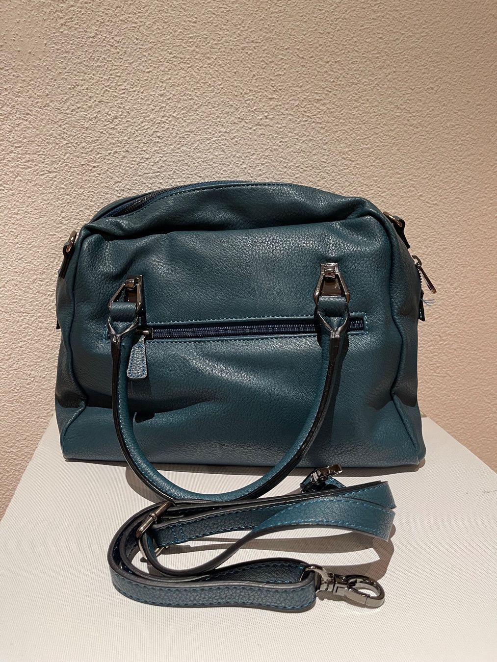 Picard Borse da donna: Hand-Tasche Picard – Nuovo (secondo la descrizione) da Ehrendingen venduto da abo_p9n6 1