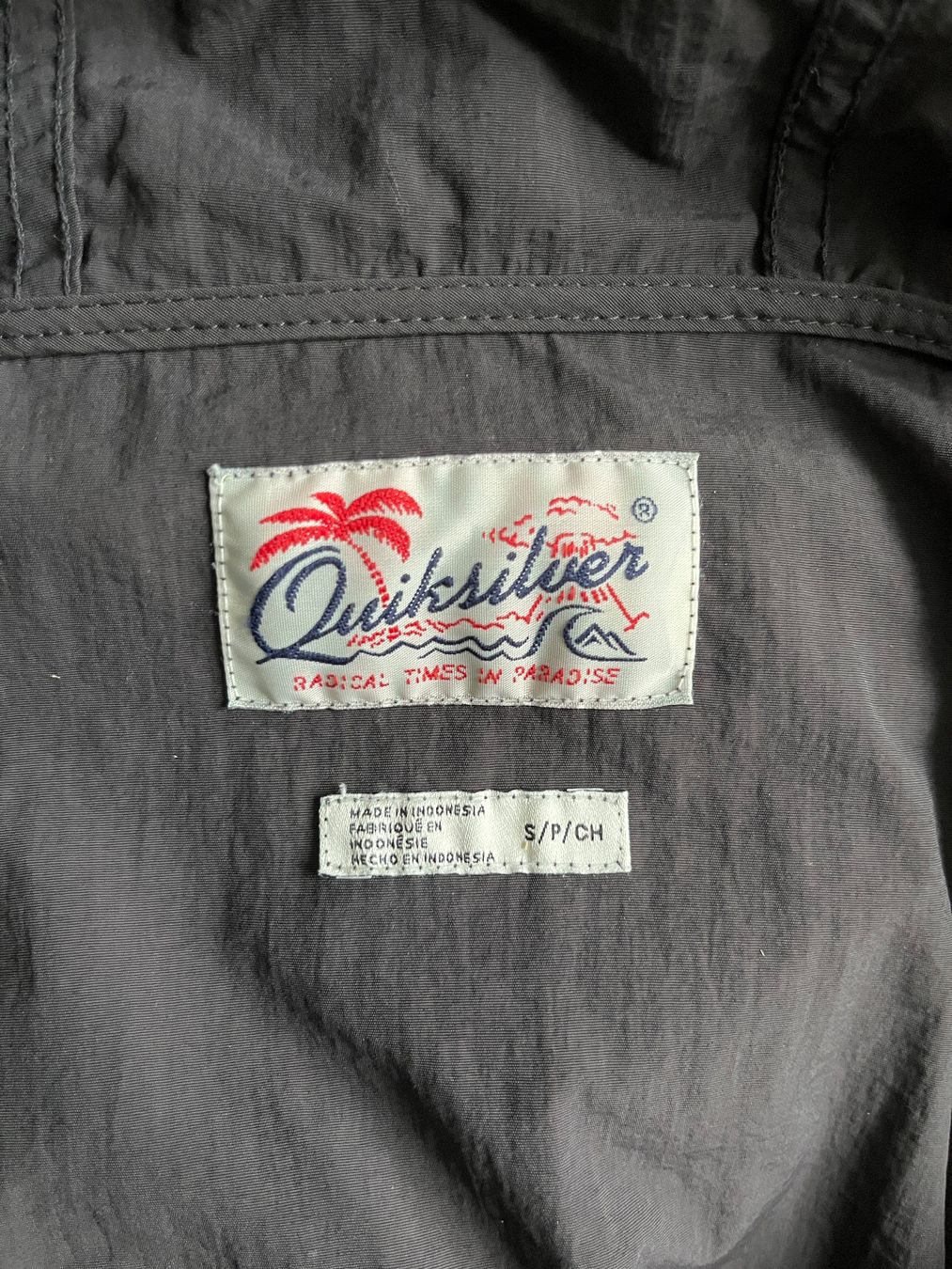 Quiksilver Jacken: Windbraker von Quicksilver – Gebraucht aus Emmenbrücke von sssssara 3