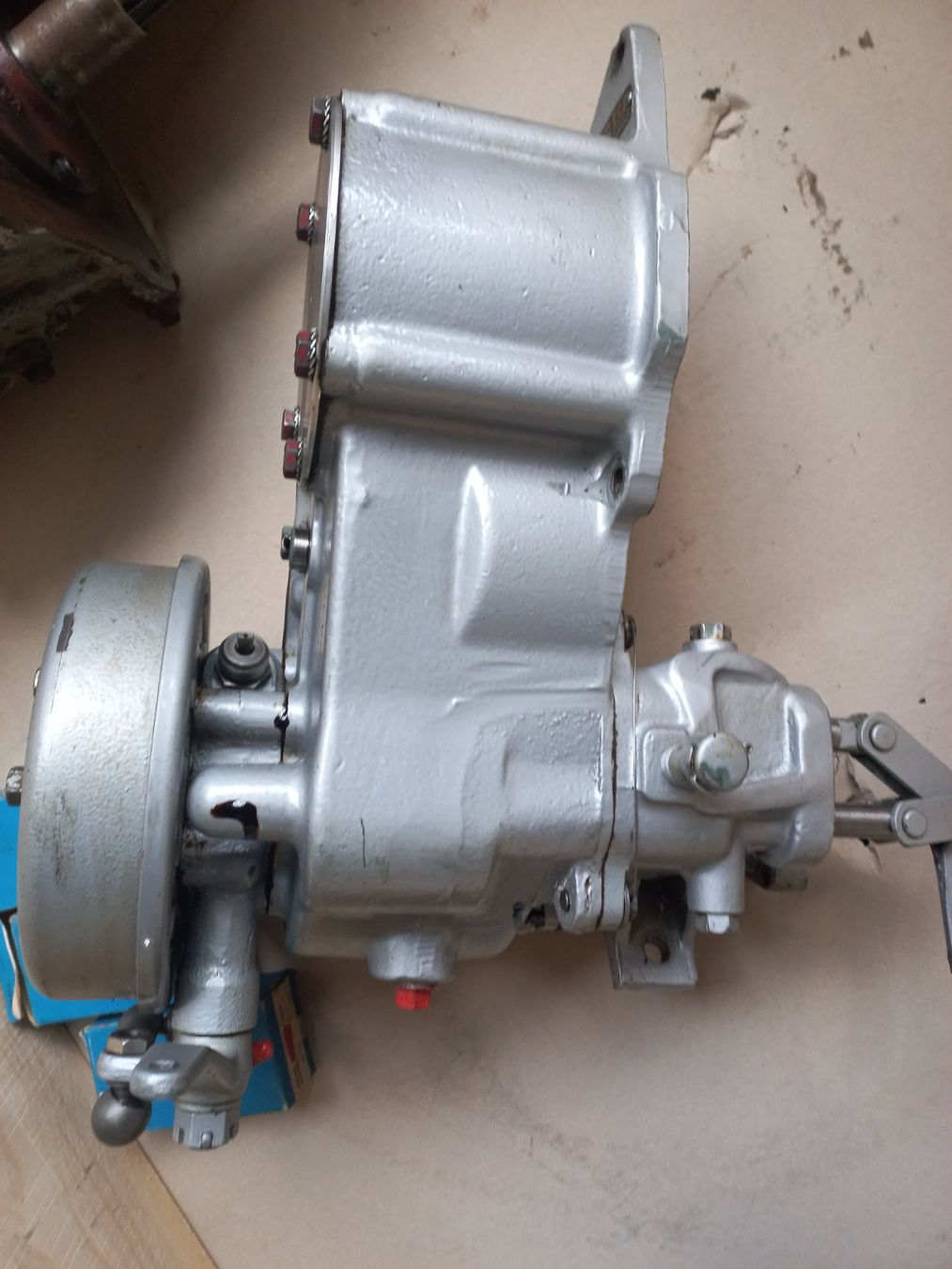 Volvo Tutti pezzi di ricambio auto: Oldtimer Volvo Laplander Allrad - / Untersetzungsgetriebe 69 – Usato da DULLIKEN venduto da Lerchclassicdulliken 4