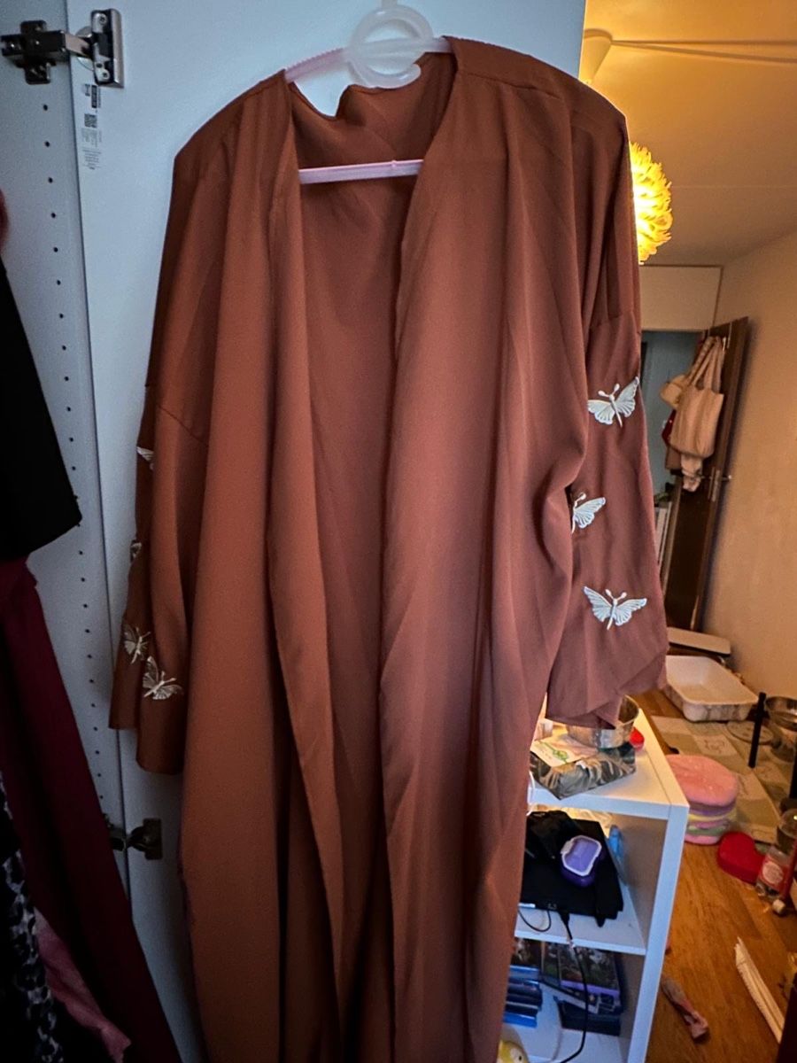 Lotti di vestiti: Kleidung  – Nuovo (secondo la descrizione) da Horgen venduto da emi_9dyh 8