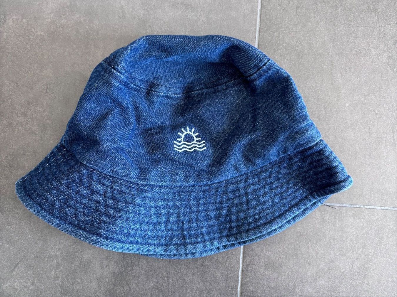 Altro abbigliamento per bambino: Sonnenhut Kinder 52cm – Usato da Oberägeri venduto da MariaLehman